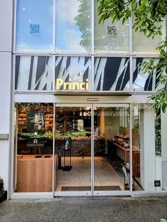 プリンチ 代官山T-SITEの店頭