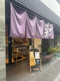 OMUSUBI CAFE（おむすび かふぇ）の店頭
