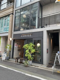 WOODBERRY COFFEE 学芸大学店の店頭