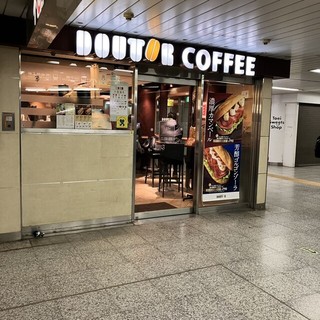 ドトールコーヒーショップ 都営五反田店の店舗外観