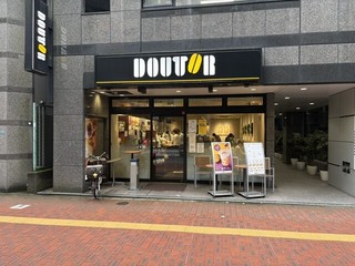 ドトールコーヒーショップ 池袋グリーン大通り店の店頭