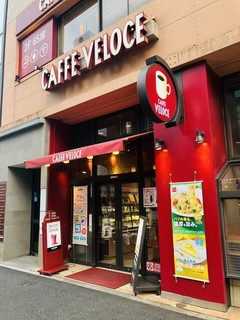 カフェ・ベローチェ 神田駅北口店の店舗外観
