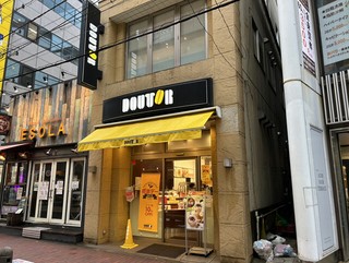 ドトールコーヒーショップ 町田中町店の店舗外観