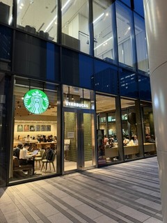 スターバックス コーヒー 御茶ノ水ソラシティ店【徒歩分未確認】の店頭