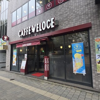 カフェ・ベローチェ 荻窪駅西口店の店頭