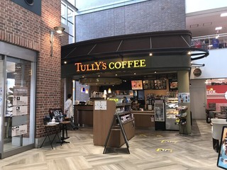 タリーズコーヒー 横浜ワールドポーターズ店【徒歩分未確認】の店舗外観
