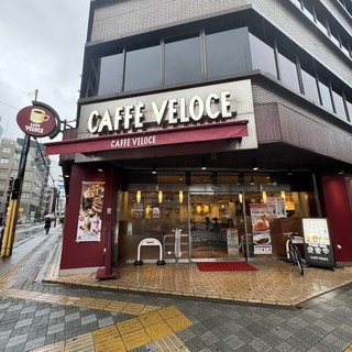 カフェ・ベローチェ 立川南駅前店の店頭