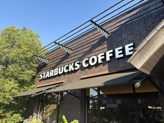 スターバックス コーヒー 横浜鶴見店【徒歩分未確認】の店舗外観