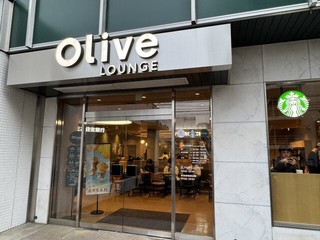 スターバックス コーヒー Olive LOUNGE 鶴見店【徒歩分未確認】の店舗外観