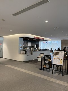 Cafe'de TKP横浜の店頭